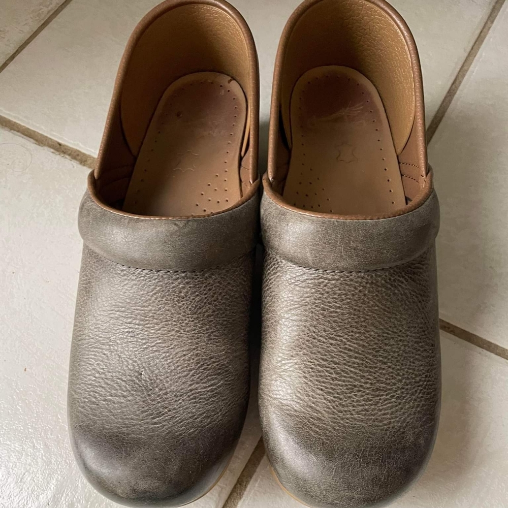 ingaro nursing shoes